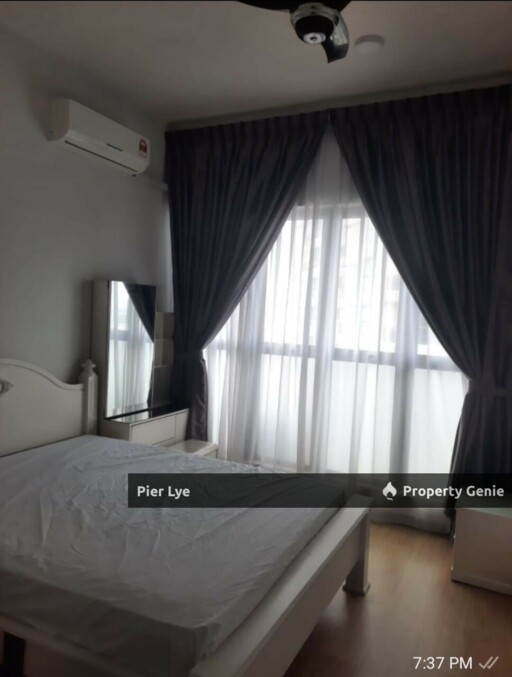 Royal Strand @ Country Garden