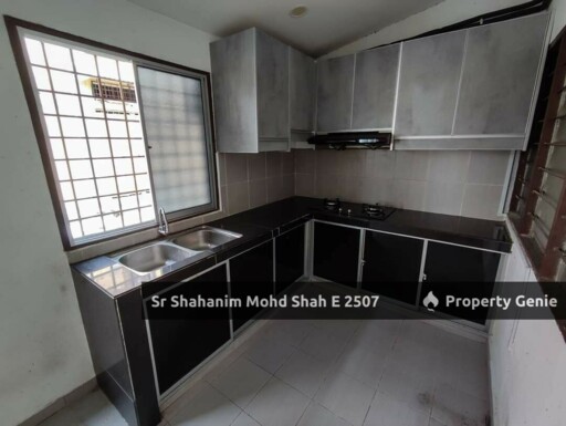 SINGLE STOREY TAMAN SRI SERDANG SELANGOR.