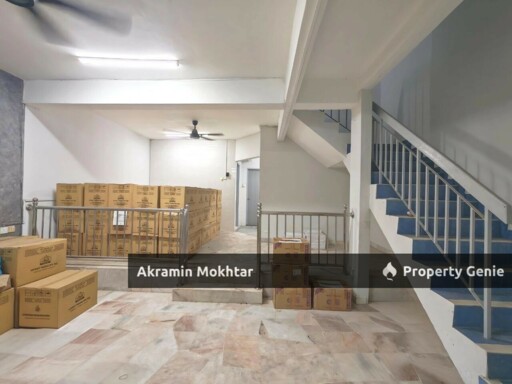 Freehold, Fully Extended & Renovated | Double Storey Terrace (Intermediate)  Desa 12, Bandar Country Homes, Rawang, Selangor.