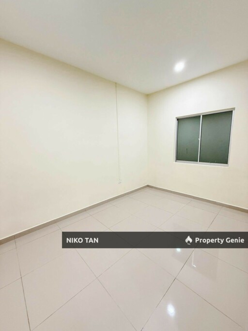 Jalan Camar Single Storey With Fully Renovated & Extended Kitchen