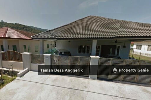 Taman Desa Anggerik