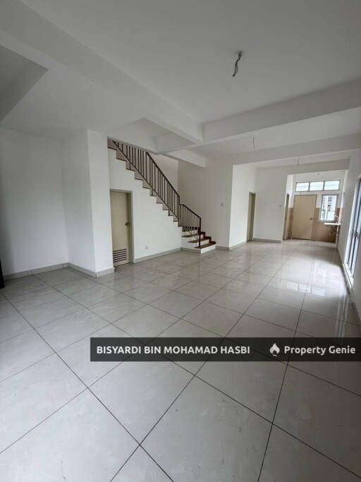Facing Open 2 Storey Terrace House @ Albury 2, Lenggeng, Mantin. (Gated & Guarded)
