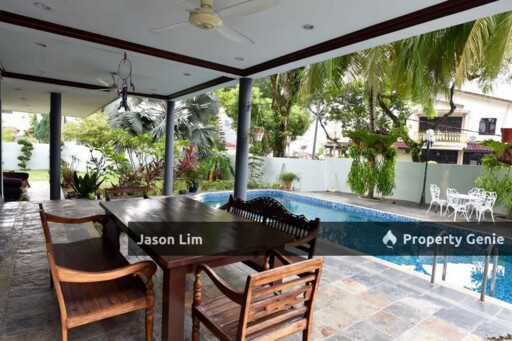 2 Storey Detached House With Swimming Pool