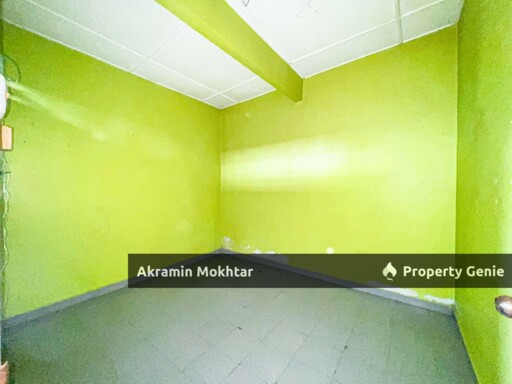 FREEHOLD & END LOT | 1 Storey Terrace House Taman Semenyih