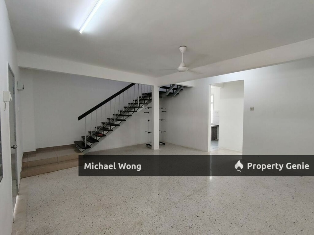 Jalan Anggerik 4 Bukit Sentosa for rent