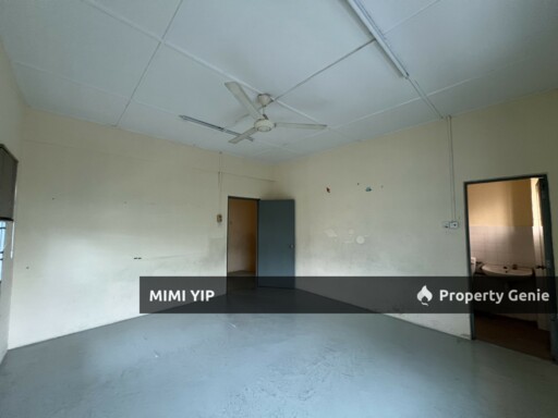 Extra Land Double Storey Terrace House at Bandar Mahkota Cheras