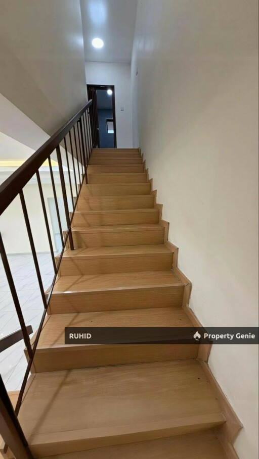 Freehold Endlot Double Storey Terrace For Sale @ Taman Muhibbah Saleng Senai | Fully Renovated