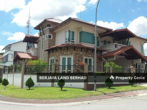 Subang Heights