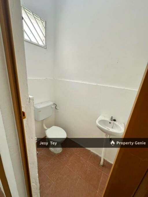 Taman Universiti Single Storey Terrace House Sales