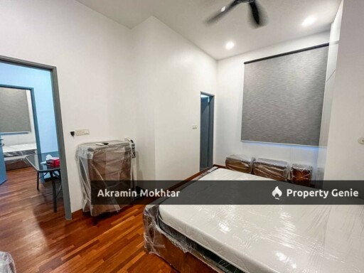 FREEHOLD , FACING OPEN, CORNER LOT & RENOVATED | 2 STOREY SEMI D, CASSIA @ GARDEN RESIDENCE, CYBERJAYA.