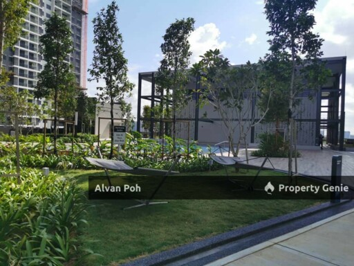 5 Star Facility &  Lake View