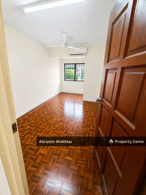 Double Storey Terrace Taman Selayang Utama, Selayang