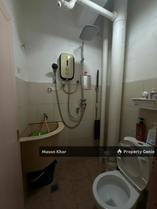 JADE VIEW CONDOMINIUM 721sf FULLY RENO LOW FLOOR BUKIT GAMBIER