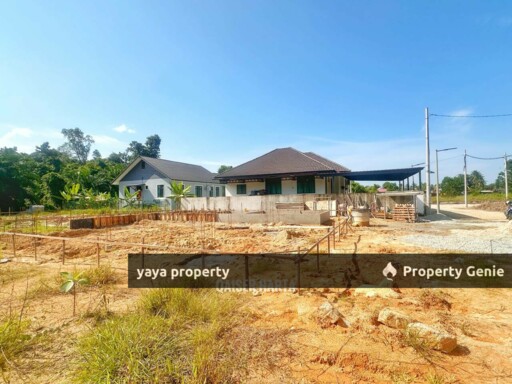 FOR SALE :JALAN PERINGAT BACHOK KG PADANG MOKKAN MELOR KELANTAN