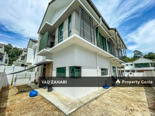 GreenHill Park, Seksyen U10 Shah Alam | 2-Storey Semi-D 5 Bedrooms | RM890K - Gated Guarded & Well Maintained
