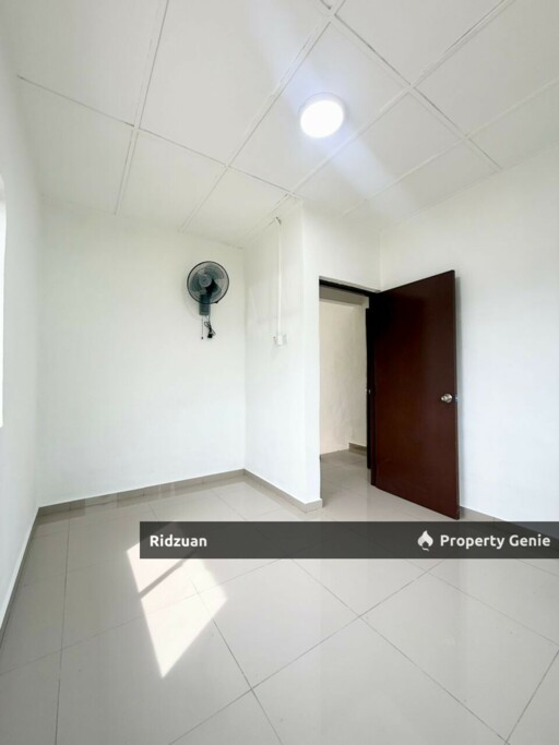 Taman Renggam Jaya, Double Storey Low Cost - Corner Lot at Simpang Renggam
