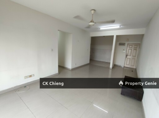 Suriamas Condo Rent, 4 Rooms Partly Furnished, Bandar Sunway PJS10