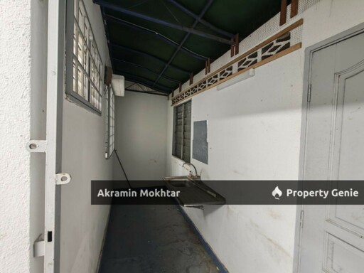 Freehold, Fully Extended & Renovated | Double Storey Terrace (Intermediate)  Desa 12, Bandar Country Homes, Rawang, Selangor.