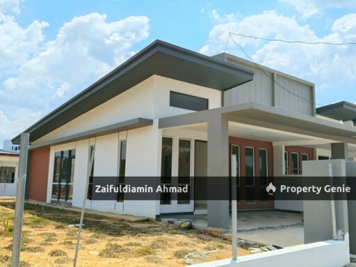 J3 Residence Terraced Home In Dengkil, Freehold 1040 Sqft