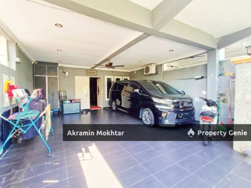 Facing Open & Renovated | Double Storey Terrace, Taman Saujana Puchong SP1 Puchong.