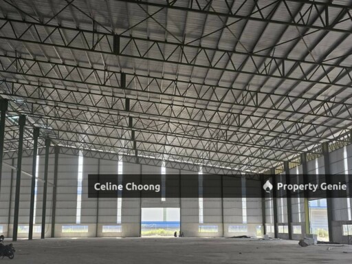 Bandar Enstek 2 units Detached Factories C082