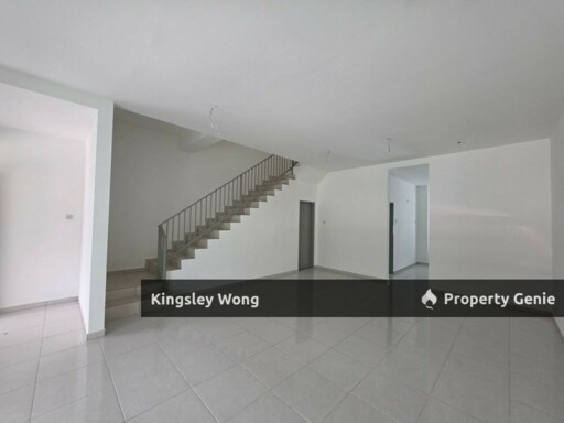 Meru Tropika Jelapang Basic Unit Double Storey Terrace House Gated & Guarded Near Lumut Highway Silibin