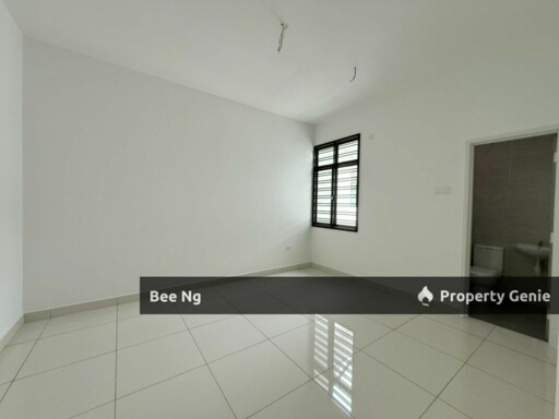 Rini Home 7 / Mutiara Rini / 2 Storey Terrace / Below Market Price