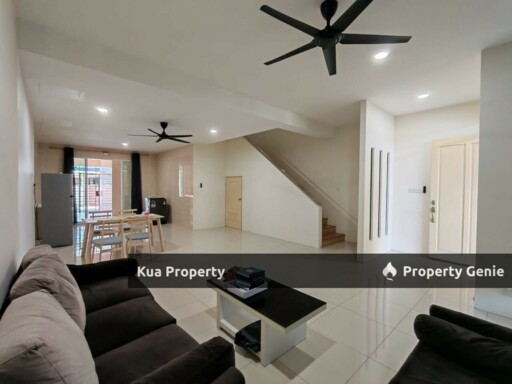 Double Storey Terrace House for Rent at Pine Square, Batu Kawa