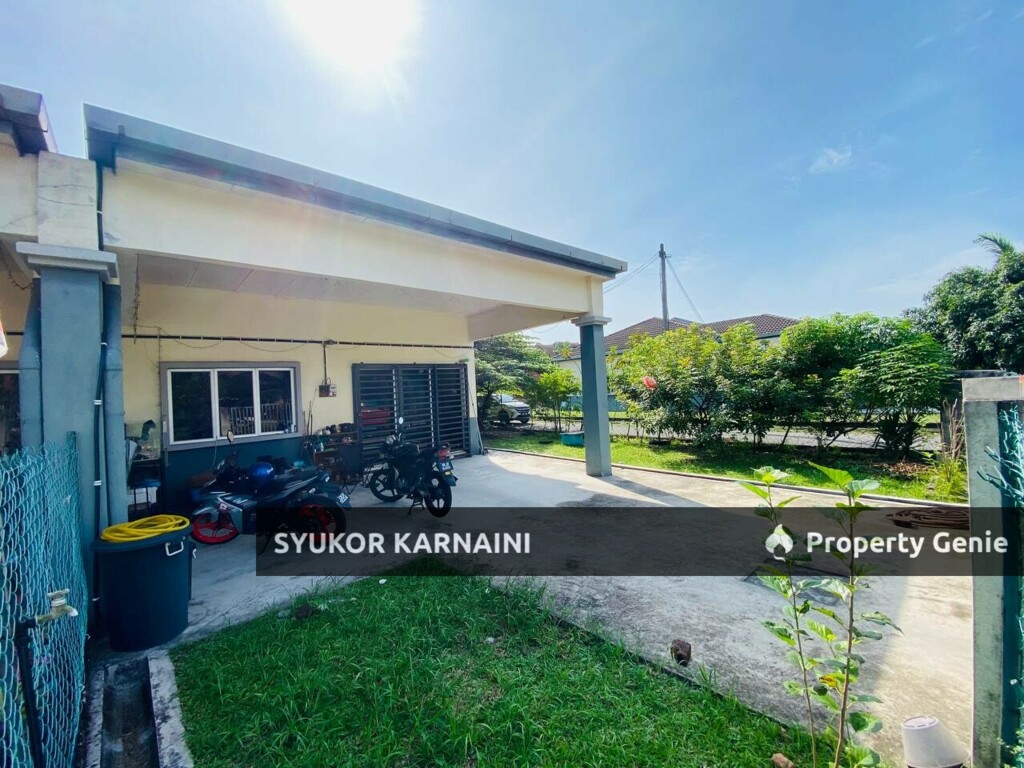 Teres 1 Tingkat (End Lot) Taman Meru Harapan, Klang.