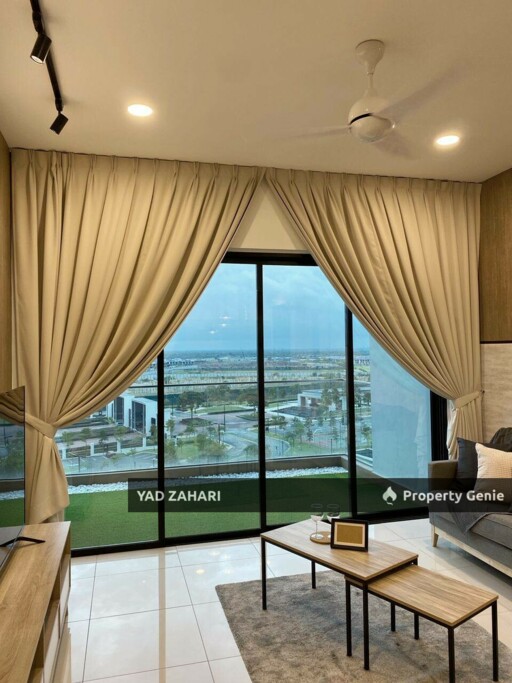 Fully Furnished The Parque Residence Next to Recreational Park, Rimbayu
