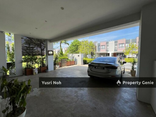 Price Dropped by 100k‼️Cornerlot 2 Storey Maple Residence, Cyberjaya - Furnished