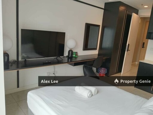 Axon High Rental Yield with Airbnb Operator Manage Unit by Just Collect Rental Every Month
