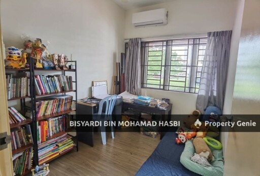 FACING OPEN, END LOT 2 STOREY TERRACE CHERAS INDAH, KUALA LUMPUR .