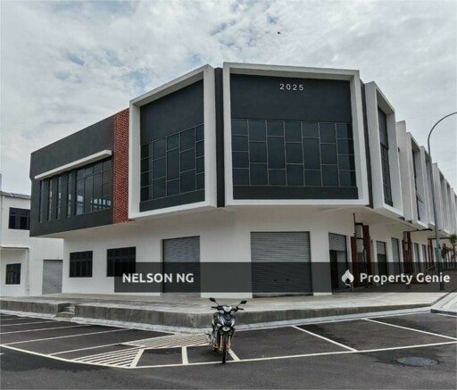 Bandar Ainsdale, Frontiercity, Seremban, Negeri Sembilan