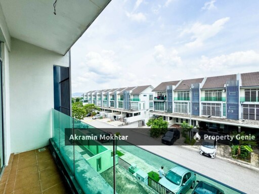 Freehold | 3 Storey Terrace Bangi Avenue