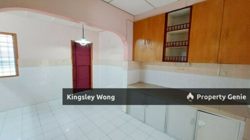 Bercham Utara Double Storey Terrace House Bacis Unit For Rent