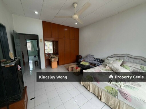 Taman Pinji Mewah Double Storey Terrace House Well Maintain Condition Fully Loan Available Near Aeon Mall Pengkalan Botani