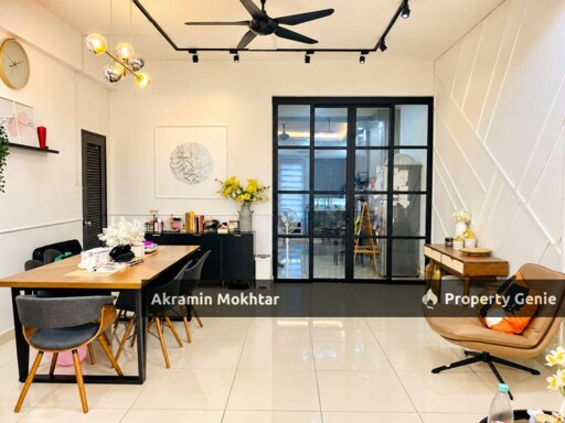 Freehold, Renovated & Fully Furnished | Double Storey Terrace Taman Mutiara Rinching Semenyih