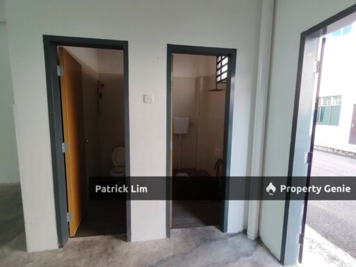 Kawasan Perindustrian Rembia 1.5 Storey Factory For Rent