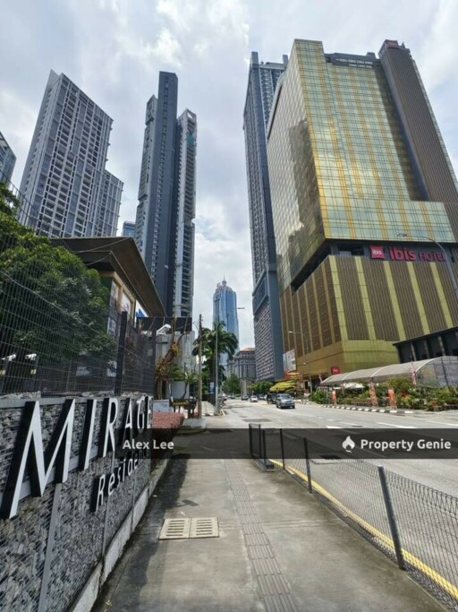 Mirage KLCC For Sale Below Market Price | 2 Carparks & Big-Size Unit in Prime KLCC