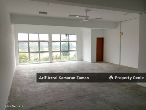 FOR RENT | SHOPLOT OFFICE @ LAKE VALLEY, BANDAR TUN HUSSEIN ONN