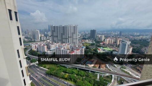 🔥 Exclusive Room for Rent at J Dupion – 5 Mins to MRT, 10 Mins to KL! 🔥