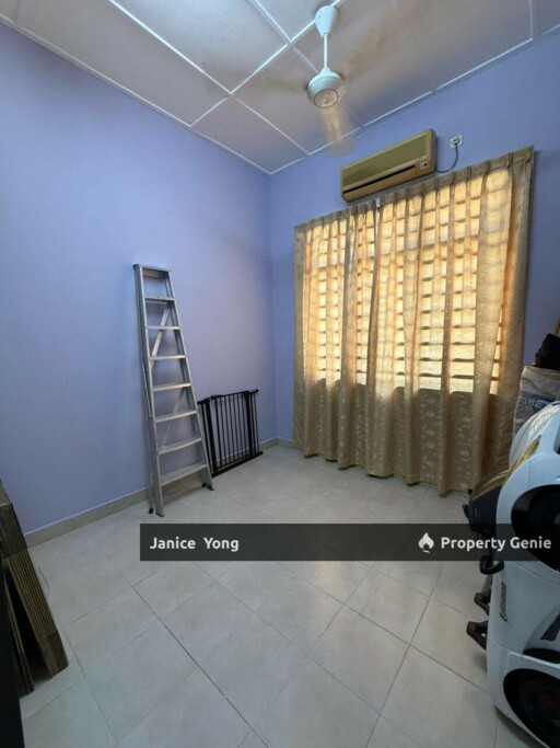 Taman Pelangi Indah Ulu Tiram Jalan Menawan