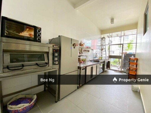 Skudai  Corner Lot 3 Storey Cluster Fully Renovate / Super Value