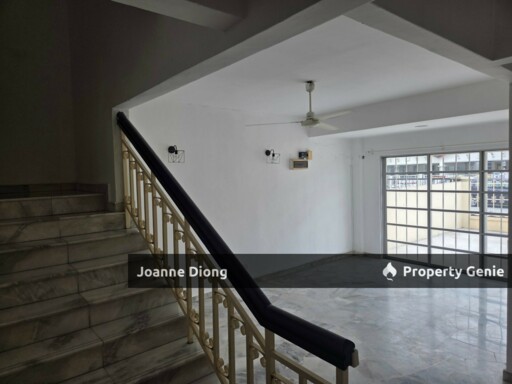 USJ 20 Double Storey House
