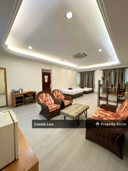 Ipoh town Freehold 3 unit 4 Storey Shop with Hotel Business for Sale