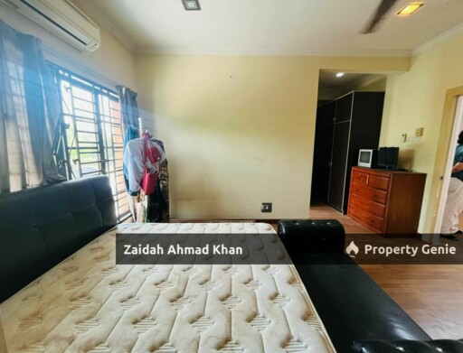 Double Storey Link Putra Avenue with Extended Kitchen Facing Open