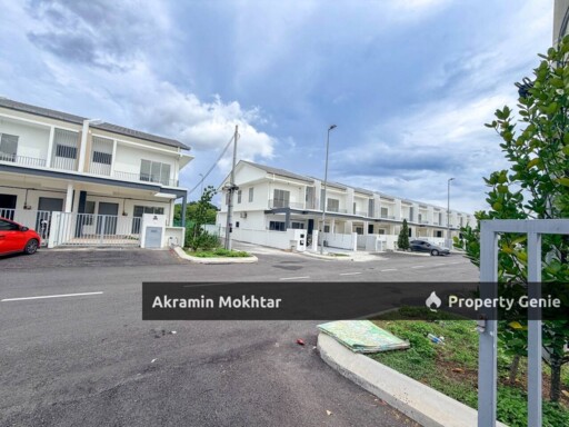 Freehold & Malay Reserved | Double Storey Terrace End Lot @ Taman Meranti Putra, Puchong