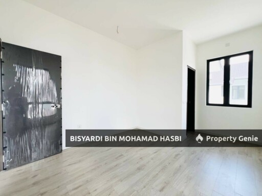 Corner Lot 2 Storey Terrace Nadira 2 Bandar Bukit Raja, Klang.