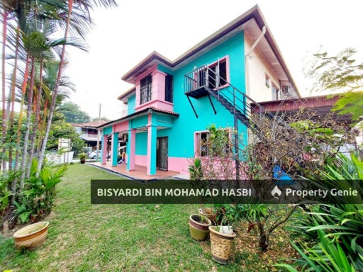 Corner Lot Double Storey Terrace Seksyen 8 Bandar Baru Bangi, Bangi.